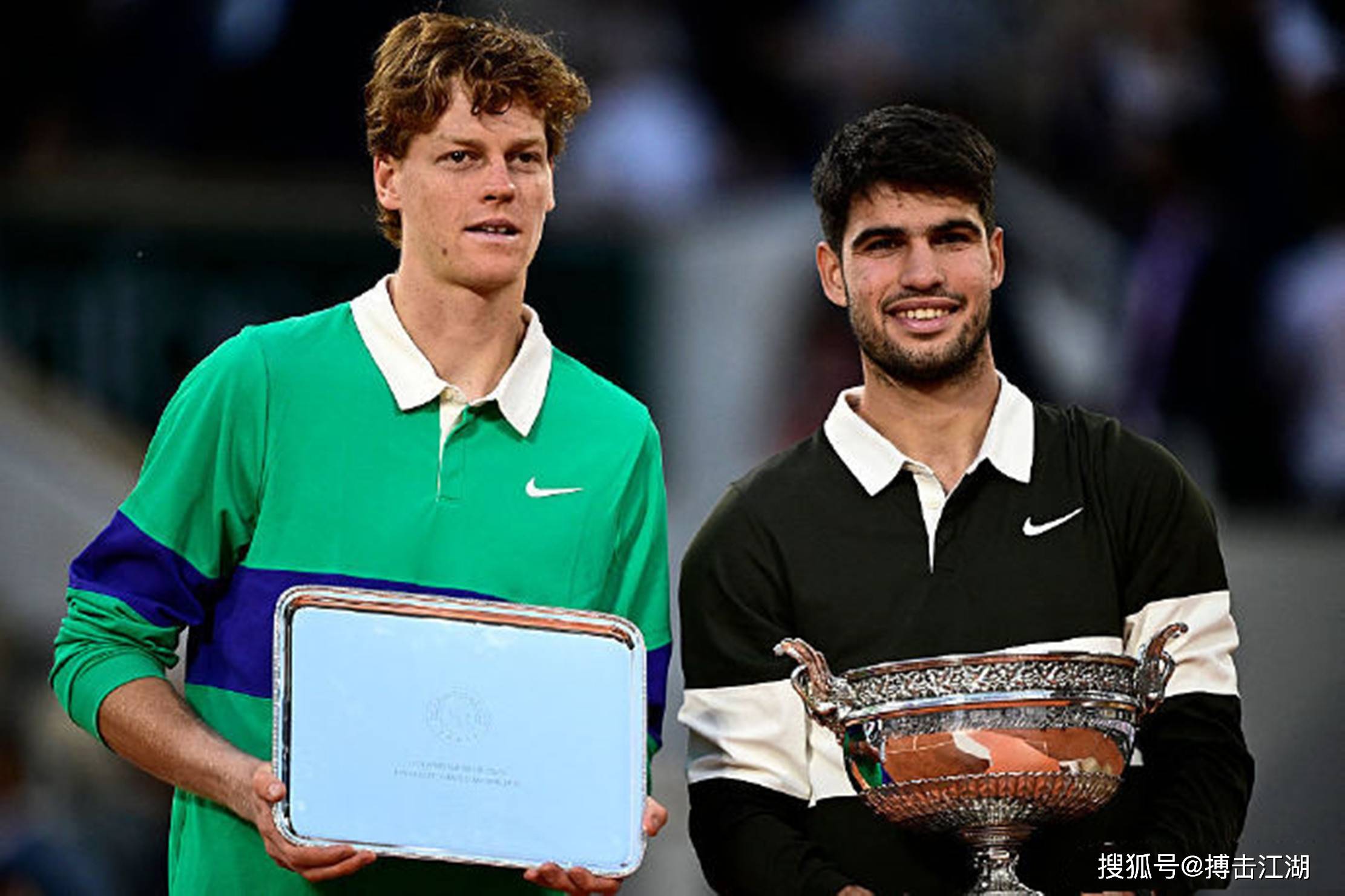 而公牛显然 而公牛显然