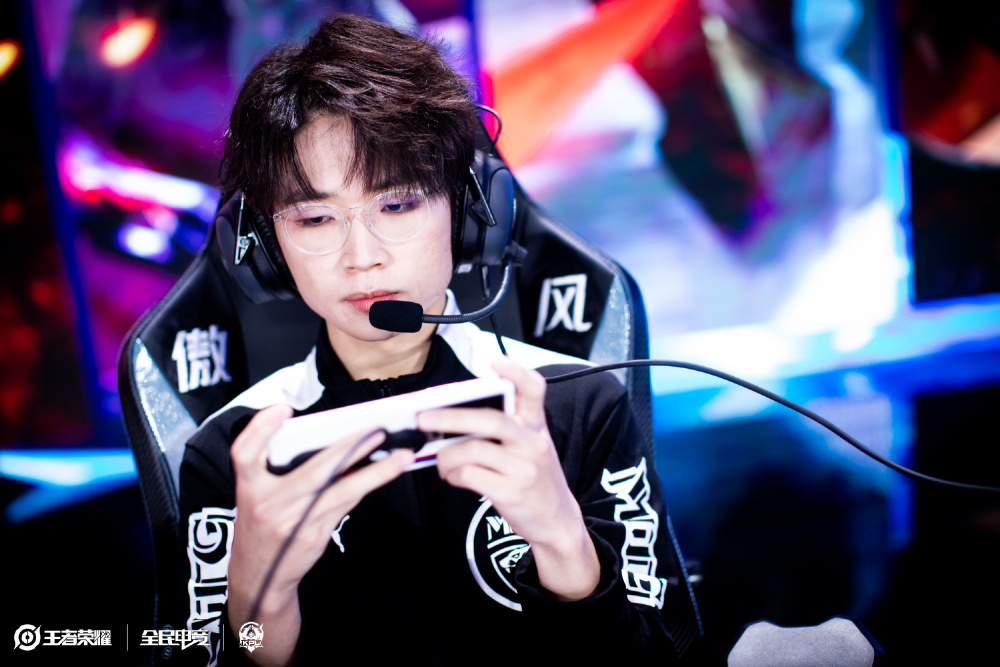 怒吼将成为 怒吼将成为